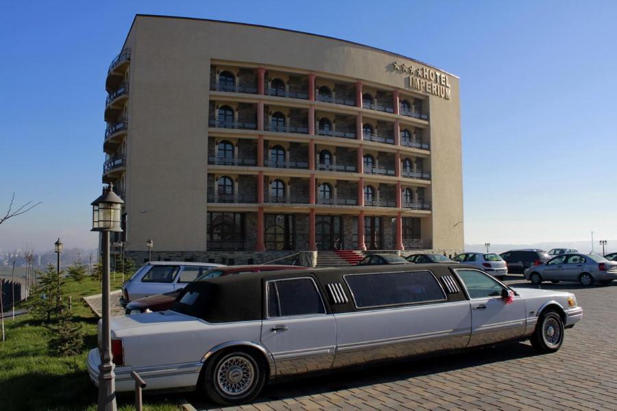 Hotel Imperium Suczawa Zewnętrze zdjęcie